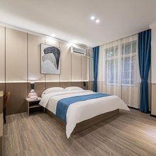 Xbed希酒店(赣州南康国际建材城店)