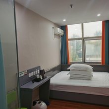流星园酒店(北京回龙观积水潭医院店)