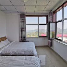 七星台皇家居农家院