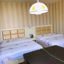 万年莱丽森宾馆(锦湖公园店)