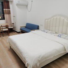 彤雅民宿(郑州公园茂店)