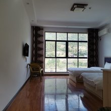 秭归筱默山庄