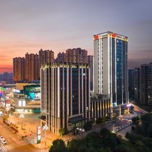 金科瑞晶酒店(永川东站水利学院店)