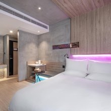 U2Hotel哟兔轻奢民宿(四川传媒学院三店)