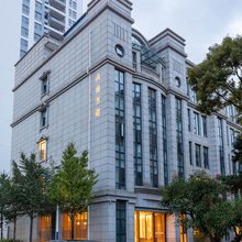 大理公馆酒店(茭菱路梁家河地铁站店)