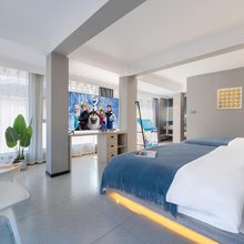 EMOJI YOUTH HOSTEL忆木集宿(阳朔西街漓江店)