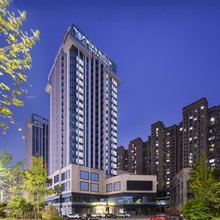 斯维登酒店(宜宾临港大学城店)