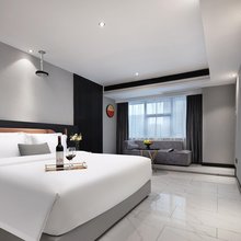 美漾轻奢酒店(长沙五一广场IFS国金中心店)