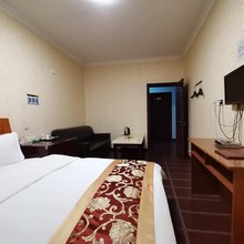 达州兴达宾馆(城市中心广场店)