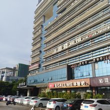 小阁楼宾馆(贵港高铁站市政府店)