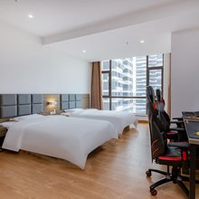 艺嘉电竞酒店(长春东方广场店)