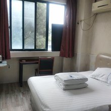 无锡金榜宾馆(旅游商贸学校店)