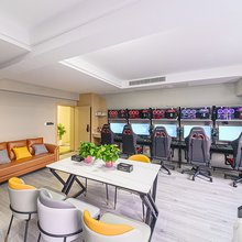 爱吾电竞酒店(万州高铁北站店)