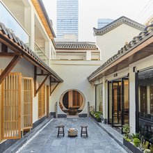 楠木厅九号民宿(五一广场潮宗古街店)