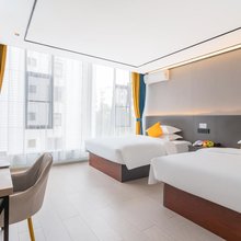 昆明恒迈智能酒店(西苑地铁站昆明肿瘤医院店)