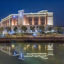 全季酒店(上海张江孙耀路商业广场店)