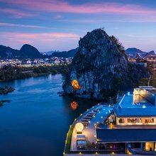诗与远方SYYF·漓江院子酒店(桂林象鼻山两江四湖店)