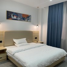 三十三号民宿(赣州方特店)