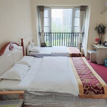 轩轩客栈(成都茶店子车站店)
