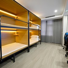 微苹果电竞酒店(银泰店)