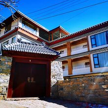 马尔康夏央民宿