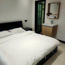 登封市迦南公寓