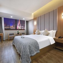 重庆会仙楼酒店(解放碑洪崖洞店)