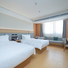 全季酒店(兴化戴南金泽商业街店)