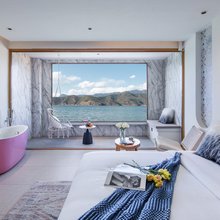 泸沽湖云朵·曼路全湖景度假酒店
