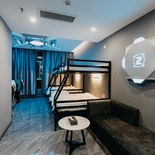 亦库商务电竞民宿(西安泾渭路店)