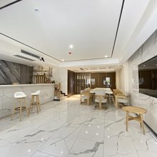 云上四季民宿(大连金石滩店)