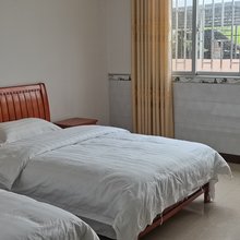 灵川银杏宾馆(海洋乡小平乐村店)