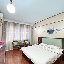 柳州至尊商务酒店(柳南万达店)