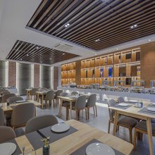 速8酒店(绍兴中国轻纺城北市场店)
