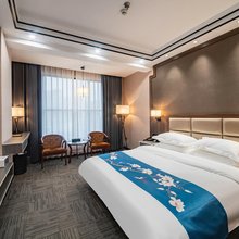 钟山富江湾酒店(钟山西站店)