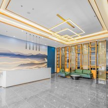 非凡公寓(佛山金沙洲万达金铂天地店)