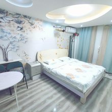 咔漫艺术公寓(湖北工业大学店)
