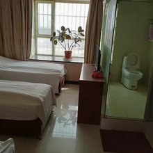 轮台紫荆宾馆