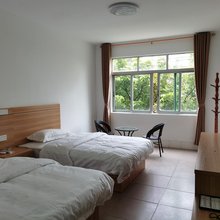 雅苑宾馆(钦州紫竹路店)