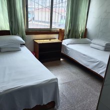 隆昌汇路旅馆