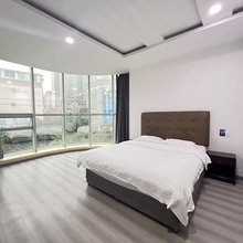 金海豚温泉泳池酒店