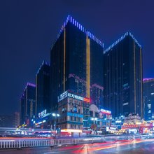 TGMAX无理由电竞酒店(泸州万象汇店)