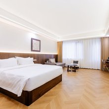 朵朵酒店(柳州高铁站马鞍山公园店)