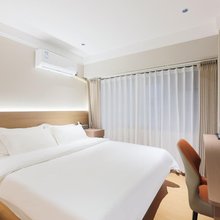 知棠·悦酒店(南京新街口张府园地铁站店)