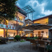 丽江凤熙轻奢花园美宿(束河古镇店)