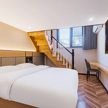 Super8悦酒店(北京航空航天大学五道口地铁站店)