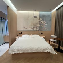壹梦酒店(确山文博路建业城店)