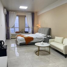梦幻小屋民宿(汽车总站万达广场店)