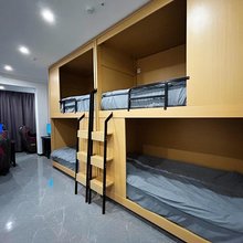 黑加仑电竞公寓(汽车东站店)
