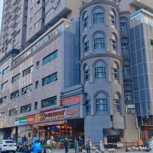仨宿青年旅舍(春熙路太古里店)